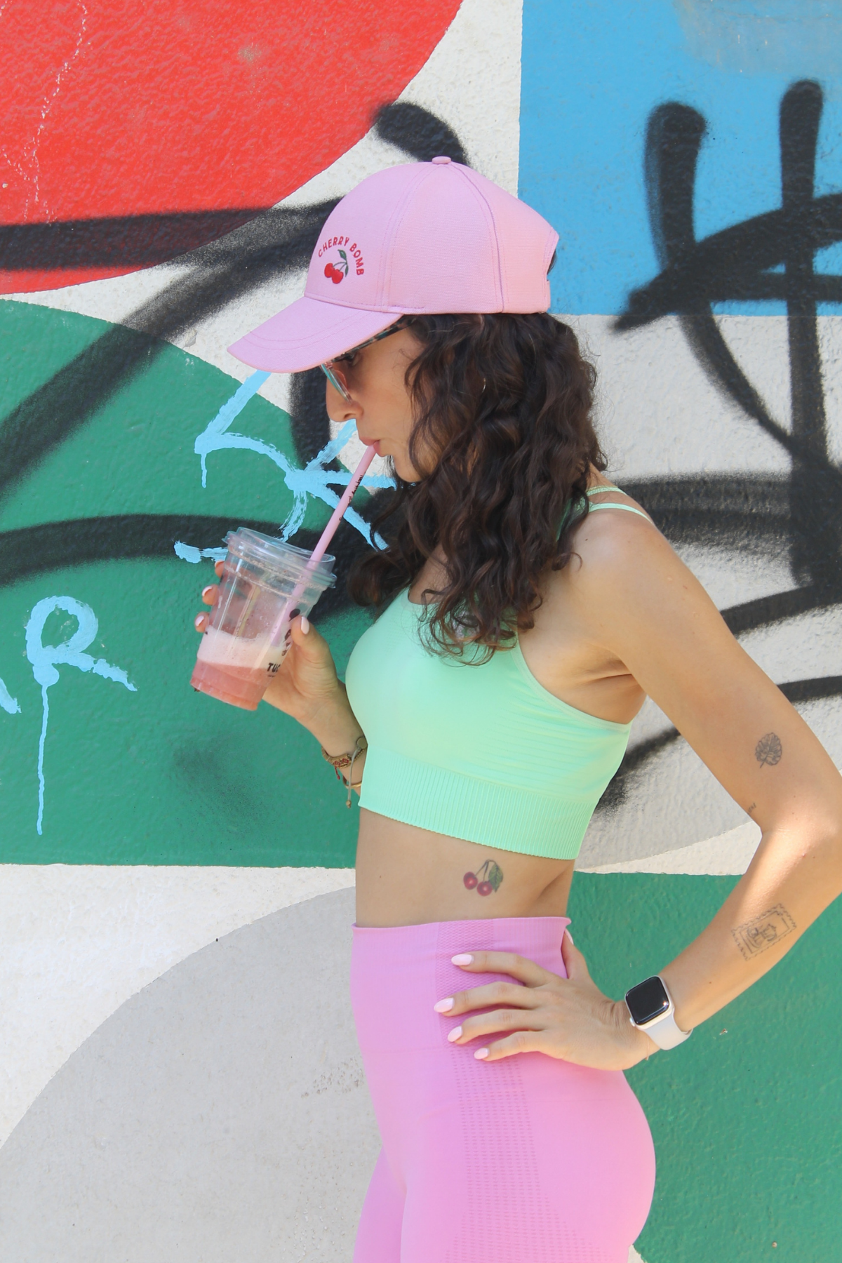 Cherry Bomb Pembe Nakış Detaylı Kanvas Kep Şapka