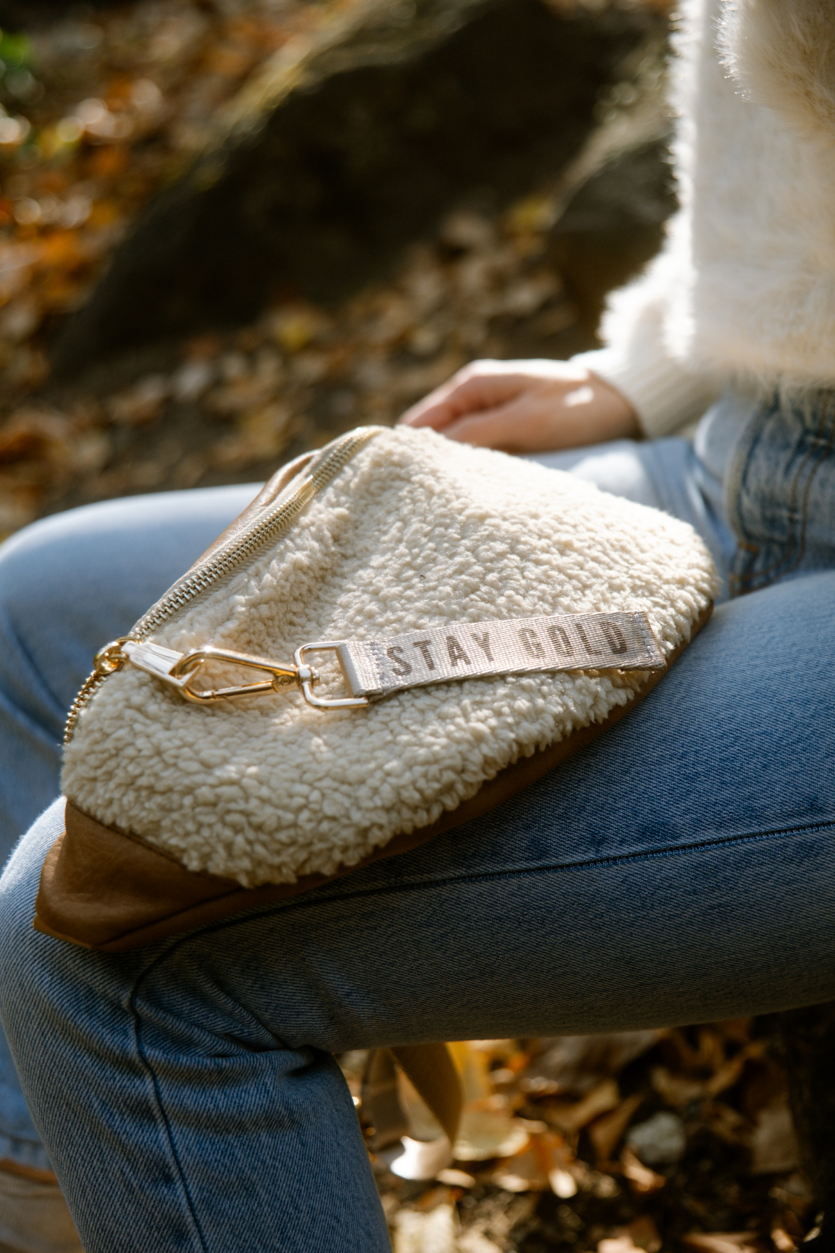 Stay Gold Teddy Crossbody Bel Çantası